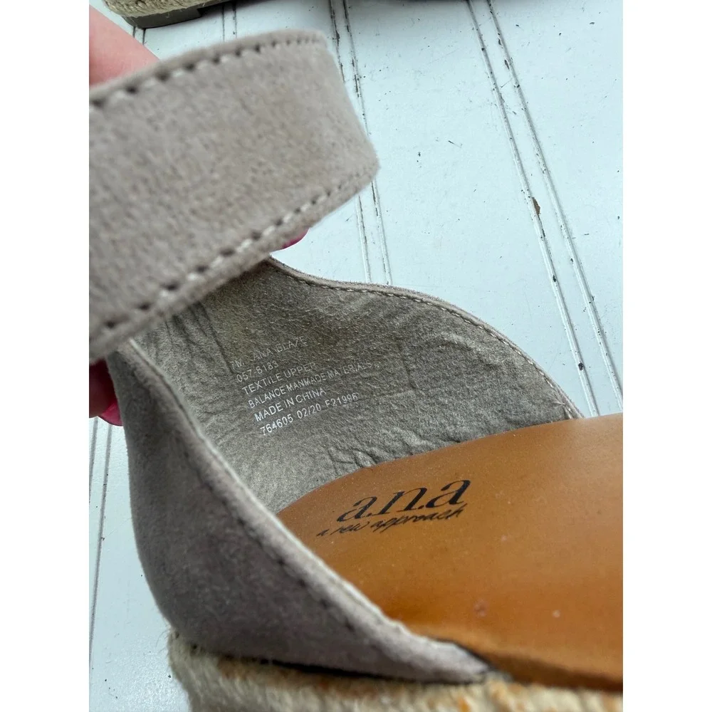 A.N.A Blaze Taupe Faux Suede Espadrille Ankle Strap Sandals Women's Size 7